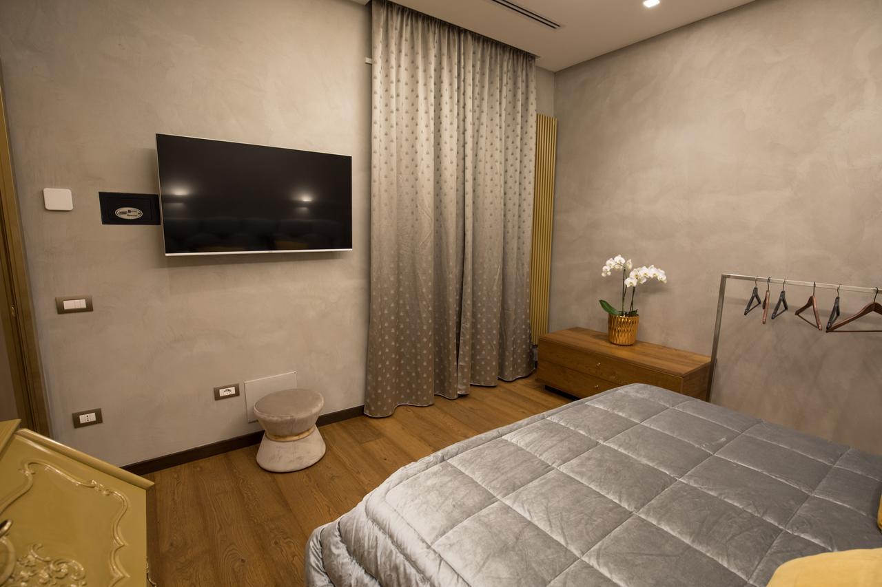Civico Cinque Home Luxury Apartment 살레르노 외부 사진
