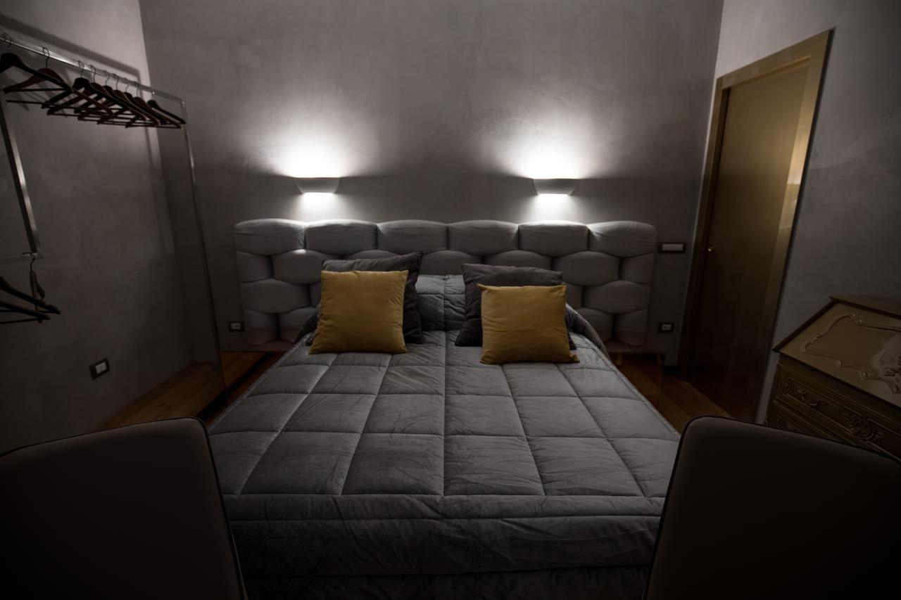 Civico Cinque Home Luxury Apartment 살레르노 외부 사진
