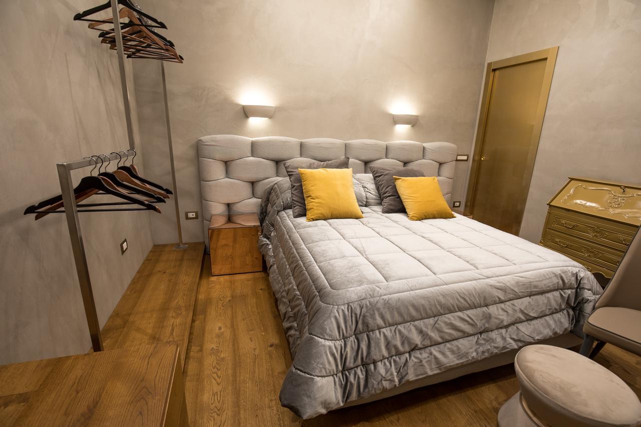 Civico Cinque Home Luxury Apartment 살레르노 외부 사진
